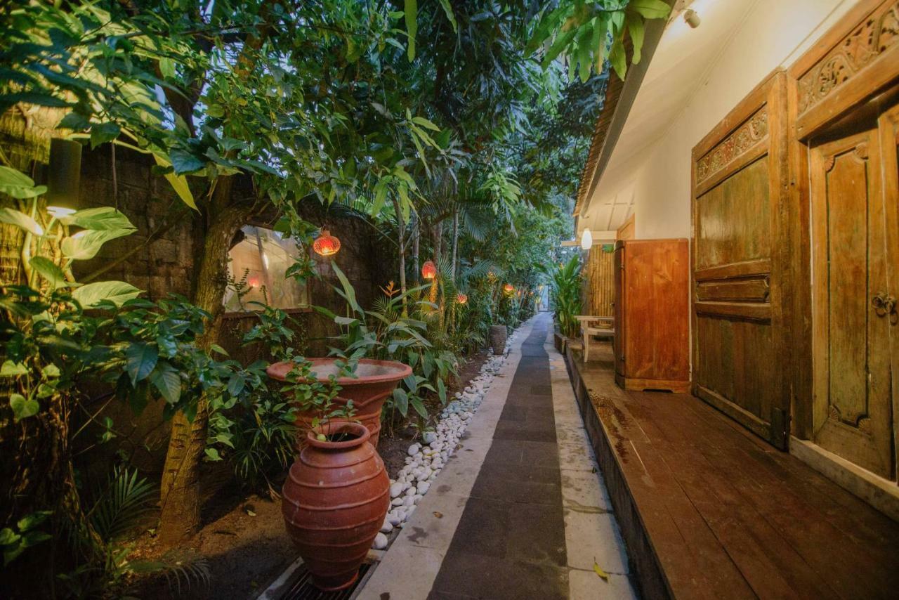 The Secret Jungle Villas Seminyak Εξωτερικό φωτογραφία