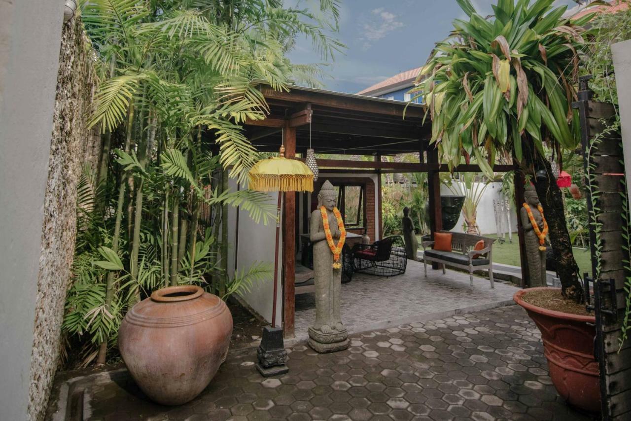 The Secret Jungle Villas Seminyak Εξωτερικό φωτογραφία